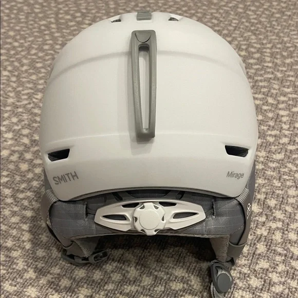 SMITH NWOT Mirage SM ski helmet - Picture 5 of 16